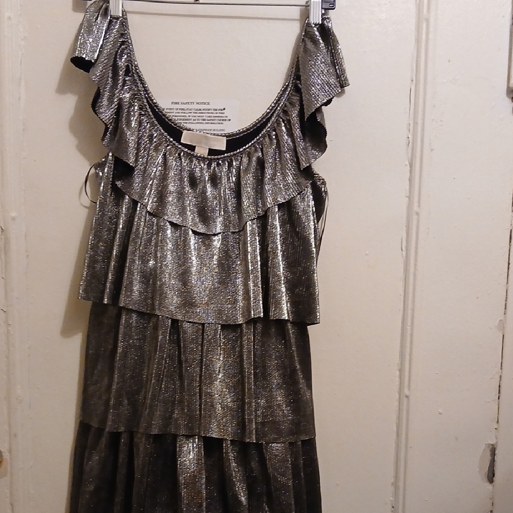Metallic Ruffle Tiered Off-The-Shoulder Silver Dress - Picture 3 of 8